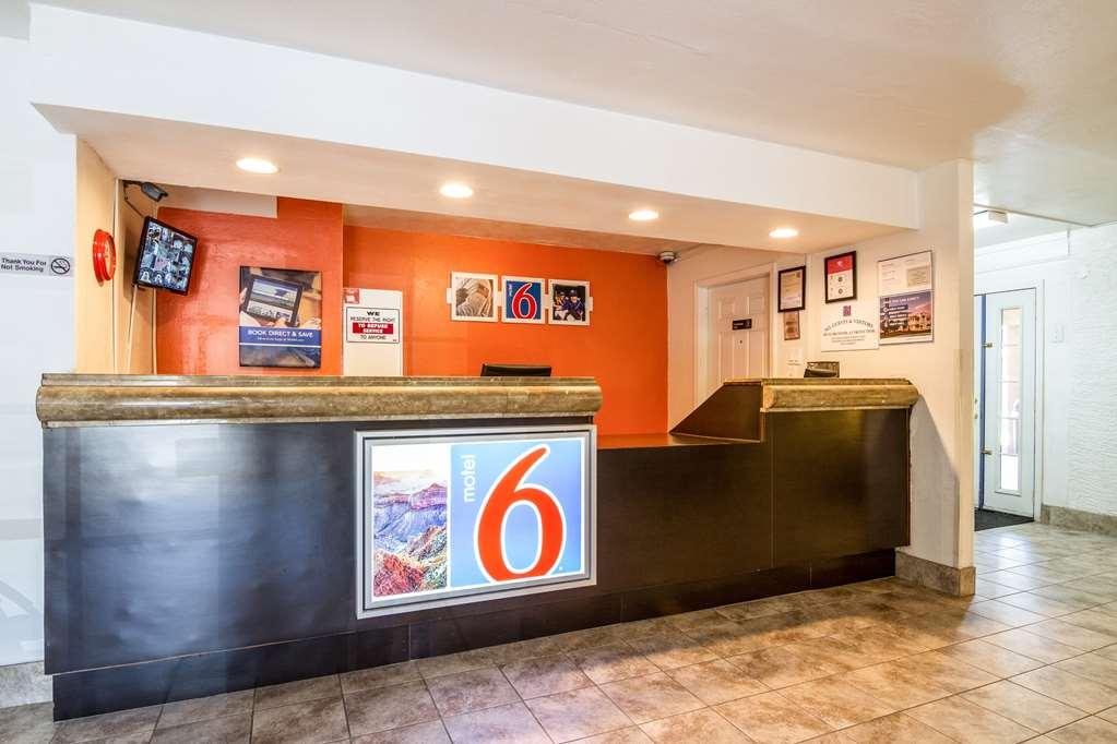 Motel 6 Glendale Az Интерьер фото