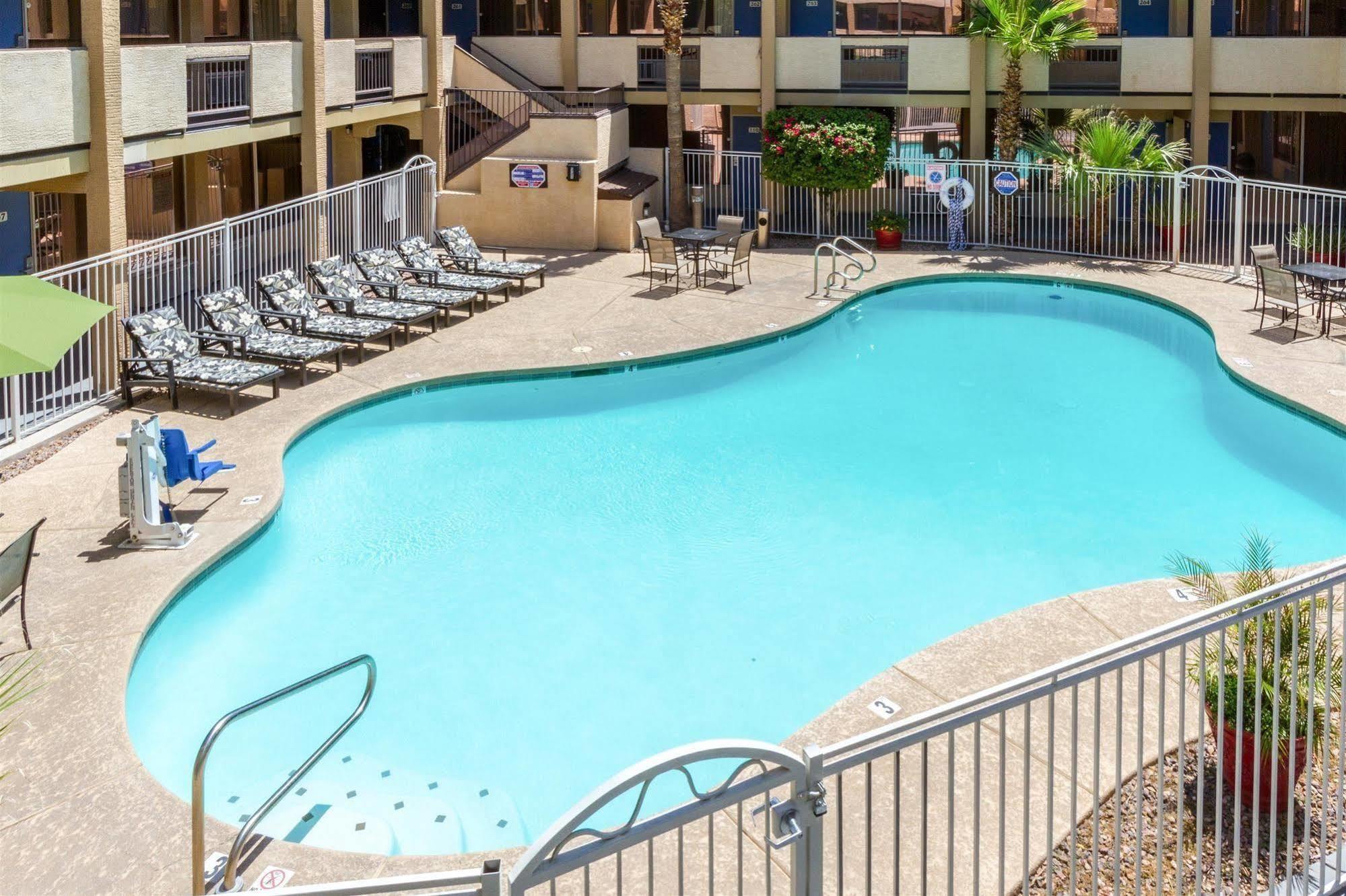 Motel 6 Glendale Az Экстерьер фото