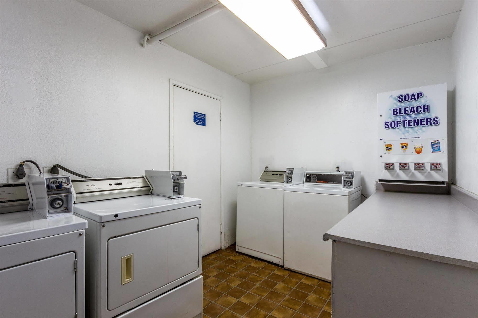 Motel 6 Glendale Az Экстерьер фото