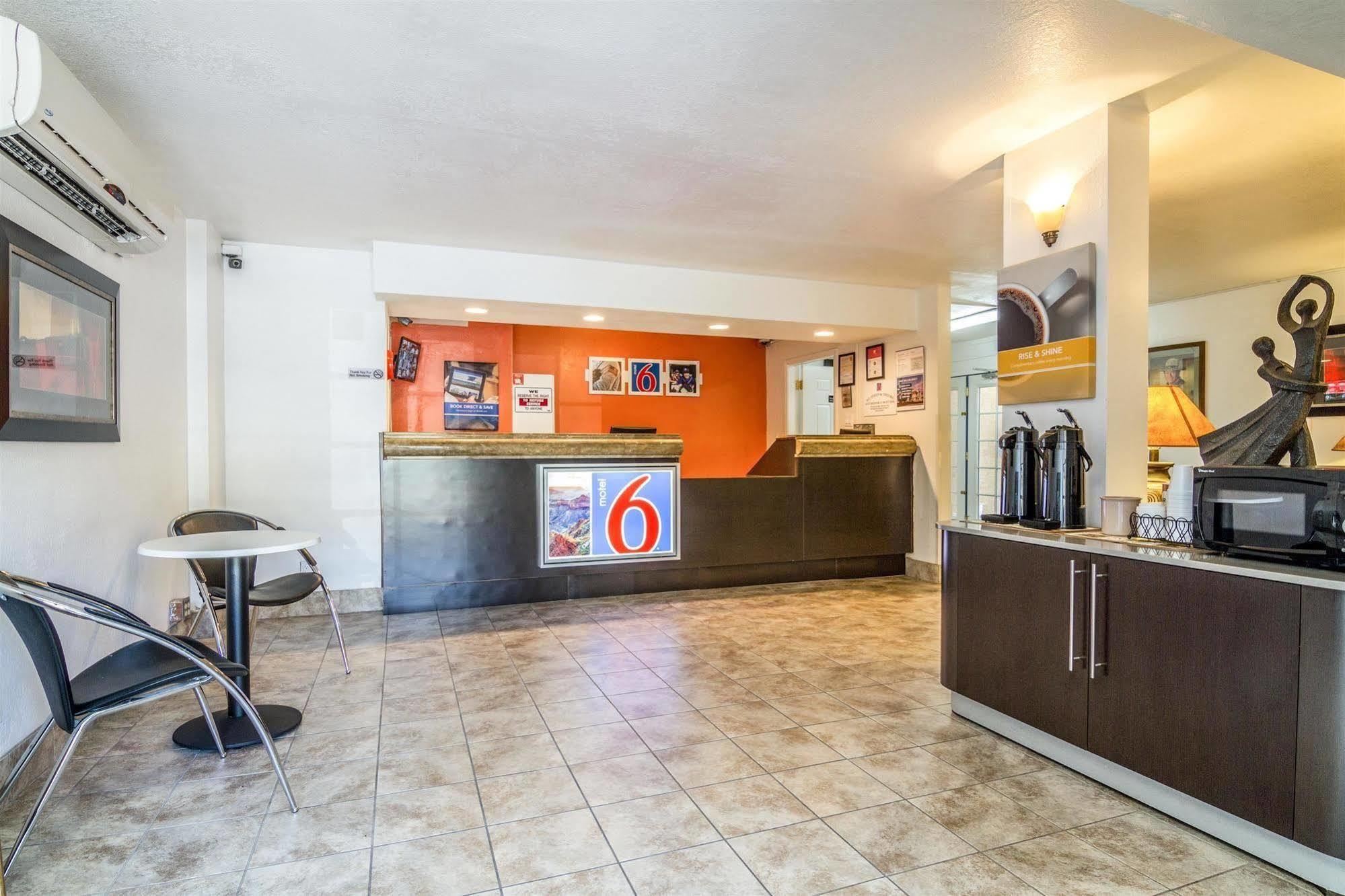 Motel 6 Glendale Az Экстерьер фото